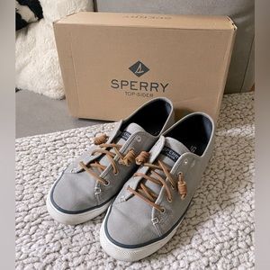 Sperry Sneakers